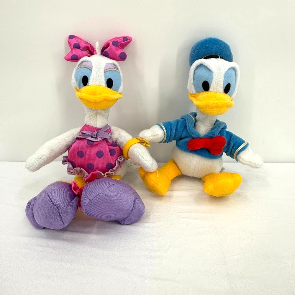 Disney Store Daisy Duck Plush & Disney Parks Daisy Duck Plush – Medium
